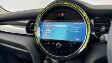 MINI Hatchback 1.5 Cooper Classic 5dr Auto Petrol Hatchback